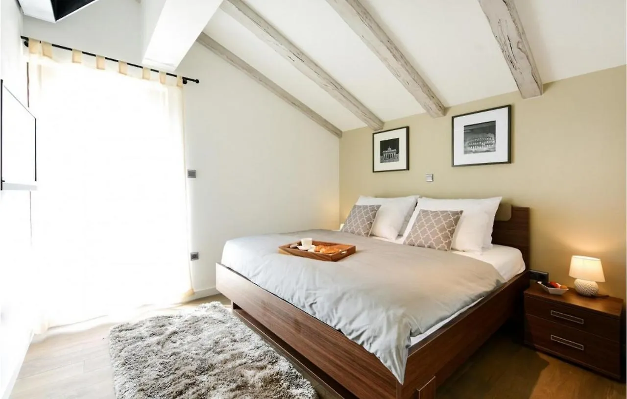 Villa Tona Policnik Holiday home